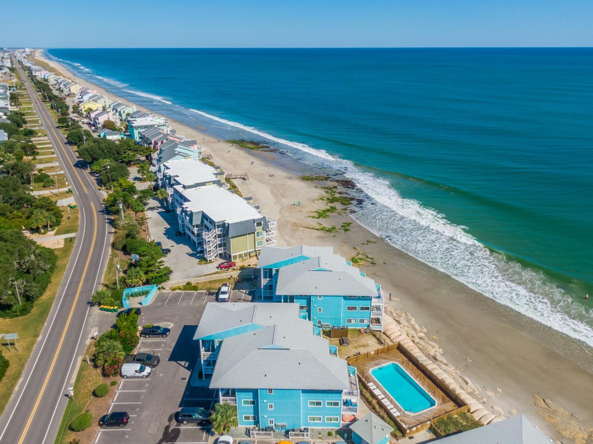 The Riggings H2 Villa Kure Beach Exterior photo